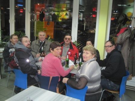 2007-2013. Встречи путешественников у памятника Шевченко в Донецке брехаловка . - 2010.12.30 в Новой Столовой .jpg